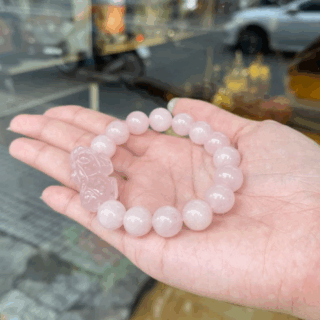 Chuỗi Tỳ Hưu Thạch Anh Hồng 10 Ly 14 Hạt