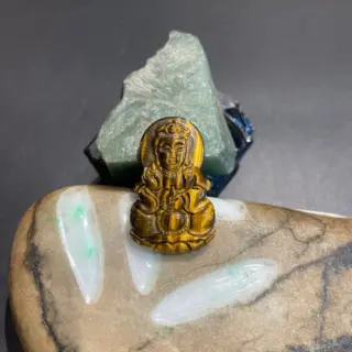 Phật Quan Âm Đá Mắt Mèo 2.5 × 1.5 × 0.5cm