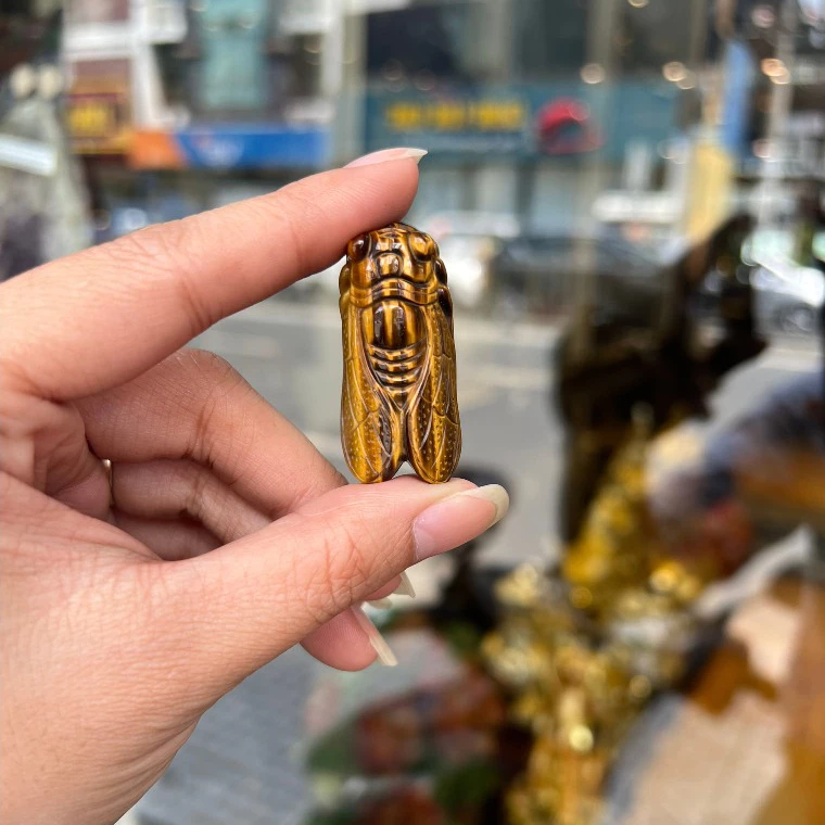 Ve Đá Mắt Mèo 4 × 1.8 × 1cm